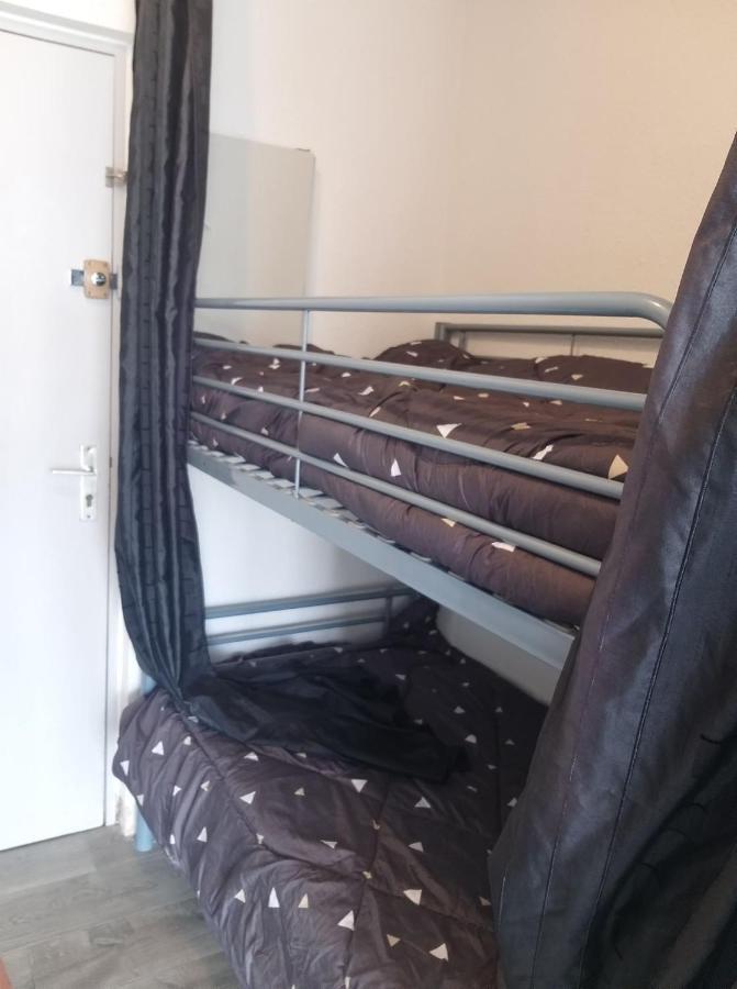 cosy STUDIO 4 personnes, proche mer et commerce 0 chambre Le Grau-du-Roi Extérieur photo